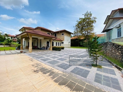 Fully Furnished and Big Land Bungalow Nearby Putrajaya