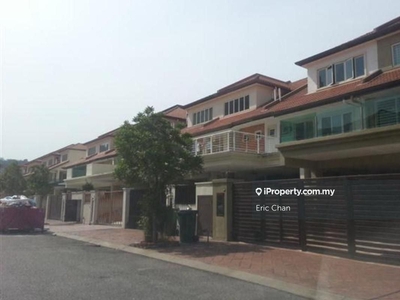 Paragon heights 3 storey house gated & guarded