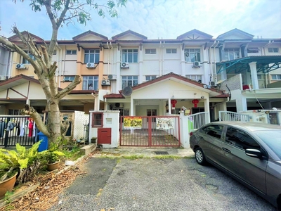 3 Storey Terrace Jalan Uranus Subang Bestari, Seksyen U5, Shah Alam