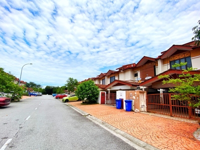 End Lot 2 Storey Terrace House Laman Glenmarie, Glenpark U1, Section U1, Shah Alam For Sale