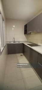 Partially Furnished Lakefront Condo Cyberjaya 1390sf