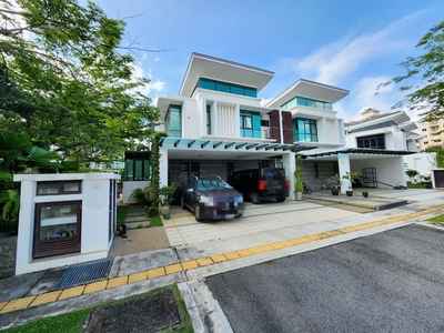 PRIVATE POOL CORNER LOT 2 Storey Semi D Fera Residence, Presint 8 Putrajaya FOR SALE