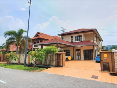 RENOVATED Bungalow Putra Hill Residensi, Bandar Seri Putra, Bangi