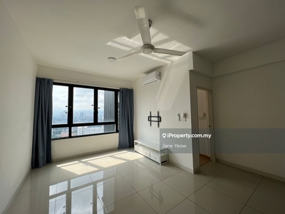 Tuan residency partial furnished 2carpark for rent key on hand