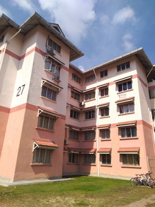 Apartment Kiambang di Bukit Subang, Shah Alam