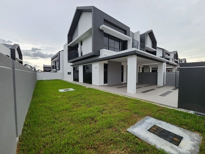 Bangi Corner lot 35x88 Semi D concept House
