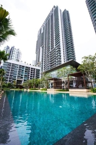 Iskandar Residence Full Furnished Apartment 3bed Mid Floor / Low Deposit / Near Tuas
