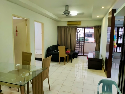 Kota Damansara Condominium Palm Spring, Near to Colleague Near to MRT, Fully Furnished for Rent