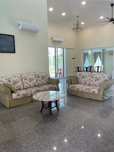 Ozana Villa Resort Ayer Keroh Gated Guarded Single Storey Bungalow, Fully Furnished For Rent RM3,500