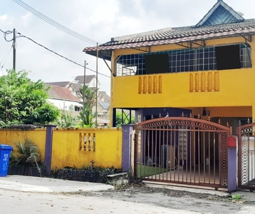 [ STRATEGIC & RENOVATED ] Double Storey Terrace House CORNER Seksyen 19, Shah Alam