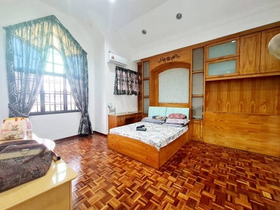 Taman Perling Jalan Layang house for rent