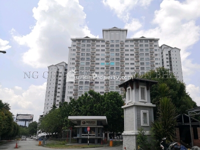 Apartment For Auction at Banjaria Court