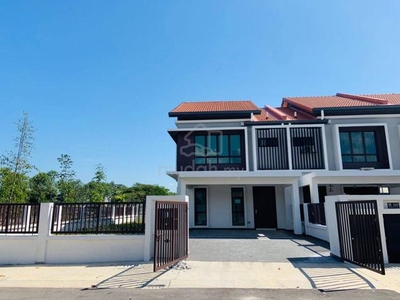 [END LOT] Pandura Alam Impian Shah Alam Double Storey Terrace House