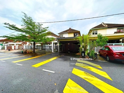 Facing Open 1.5 Storey Terrace House Bk2 Bandar Kinrara Puchong