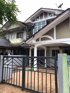 FREEHOLD, Double Storey Terrace House in Bandar Kinrara 5 (BK5), Puchong - Facing Open with Ample Parking Space