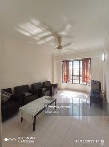 Peaceful environment luxury condo 2 room 890sqft fully furnished