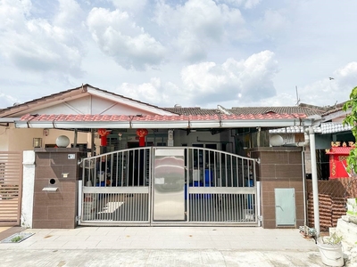 Single Storey Terrace House In Taman Kinrara, Seksyen 2, Puchong - Renovated, Below Market