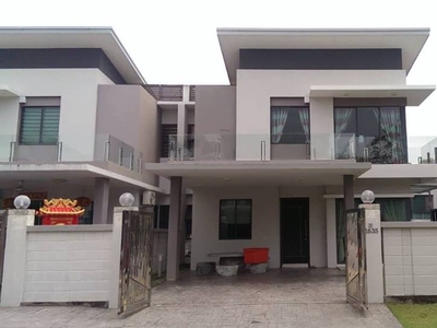 Puchong Double Storey 22x70 Freehold FREE HOC
