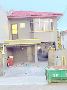 Bukit Beruntung Double Storey House For Rent