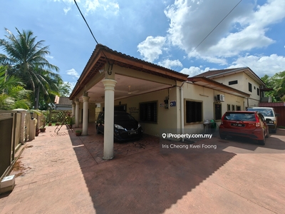 Bungalow for confinement, senior home or orphanage for sale