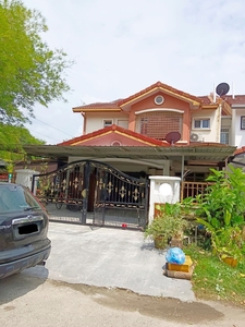 Corner Lot Double Storey Putra Height For Sale