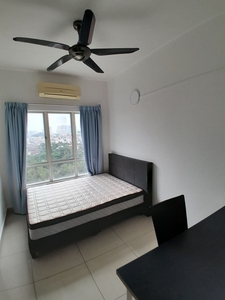 Endah Promenade Sri Petaling Middle Room Rent Near LRT, APU University