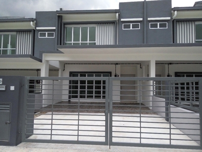 HOUSE RENT: Double Storey Terrace Hill Park 3 | Near Bandar Teknologi Kajang, Selangor