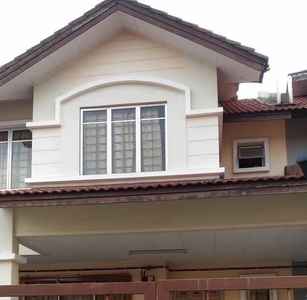 HOUSE RENT: Double Storey Terrace Sinar Alam Puncak Alam