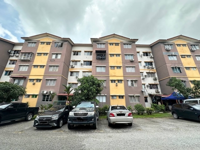 Iris Apartment Saujana Utama Sg Buloh