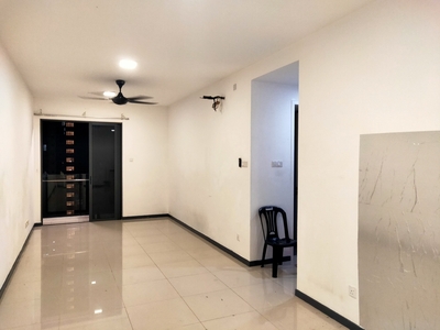 United Point Residence @ North Kiara Condominium Partial Furnished Unit for Rent