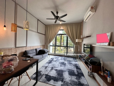 Cresent Bay Suite Bayu Puteri 835sqft, good condition for sale
