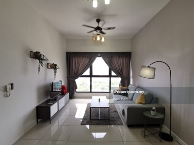 Fully furnished unit available May