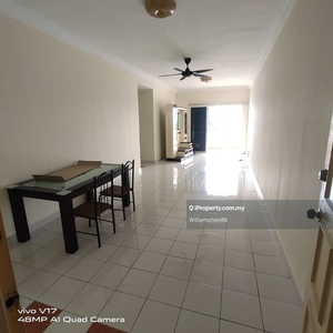 Limited Cheap unit! Located at Shamelin, move in condition, must view