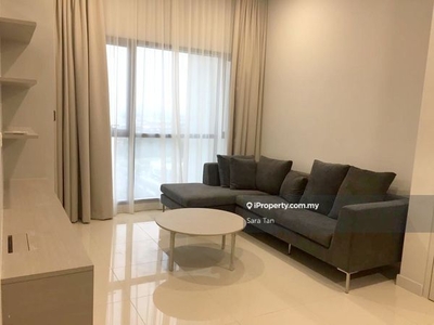 Link bridge to MRT & Tropicana mall. Fully furnished, ready to move in