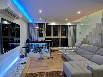 Nicely renovated 2 bedroom designer Duplex with KL Tower View!