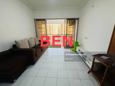 Villa Emas Queensbay Mall area Furnished Facing Pool View Bayan Lepas