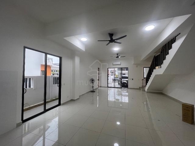 2 storey house, Robin endlot @ bandar rimbayu specialist agent
