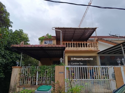 2.5 storey terrace end lot property in Taman Baiduri below rm320k