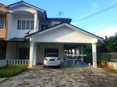 Double storey semi d at Stapok For rent