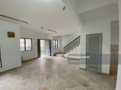 Double Storey Terrace House UEP Subang Jaya! Jalan USJ 1/16 for sale!