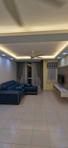 Fully Beautiful Renovated Seri Baiduri Apartment Setia Alam, Many Facilities