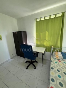 Furnished Spacious Middle Bedroom for Rent in Pantai Hillpark Phase 2