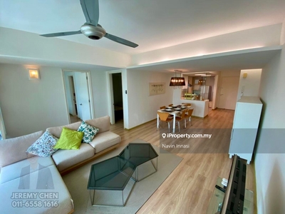 I-Zen Kiara offers luxurious condominium units with modern amenities