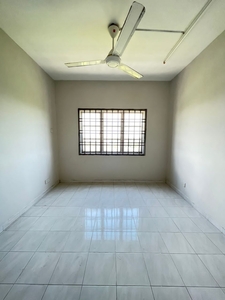 Idaman Senibong Apartment - 3 BEDROOMS FOR RENT