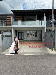 Kulai Bandar Putra Jalan Camar Double storey rent