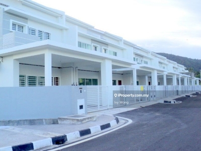 Luxury Renovated Terrace house, Teluk Kumbar for Sale