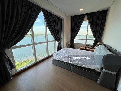 Luxury Service apartment with marina view