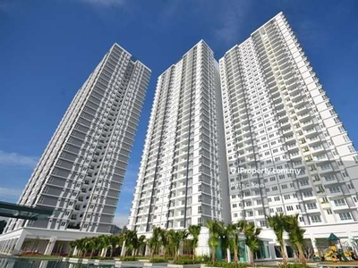Must view, best price in town, price Nego, Scenaria condo for Sale