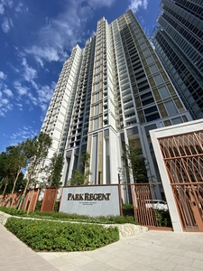 New Park Regent Unit for Sale with pool side view
