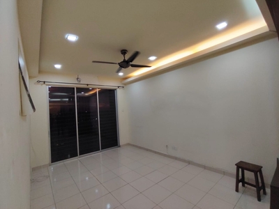 Pearl Avenue, Kajang, Selangor 【P/FURNISHED, 2 CAR PARKS, CONVENIENT LOCATION with A lot Shoplot, 6min to MRT Station】